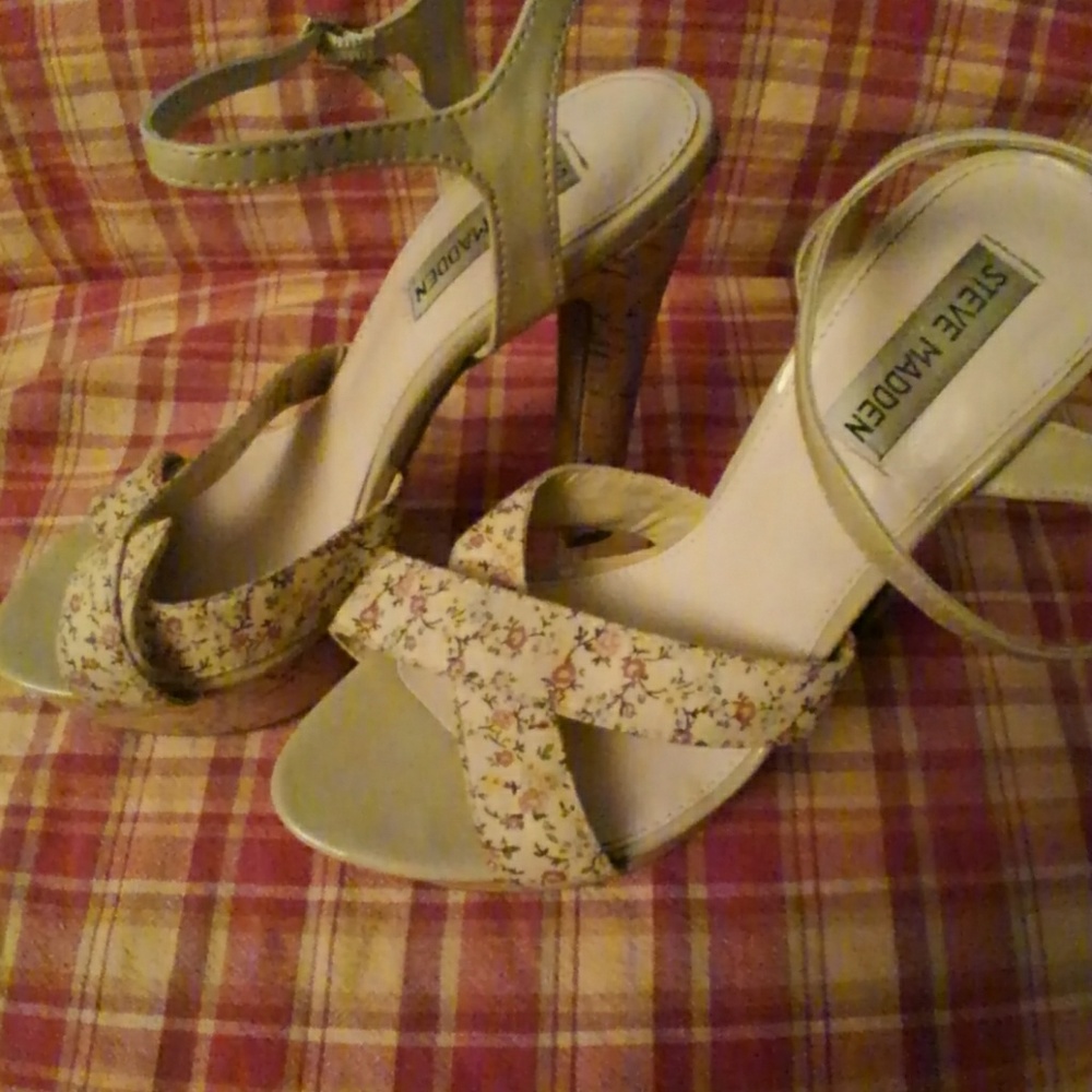 Steve Madden heels